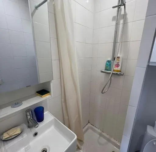 Votre Pied-a-terre En Plein Lägenhet